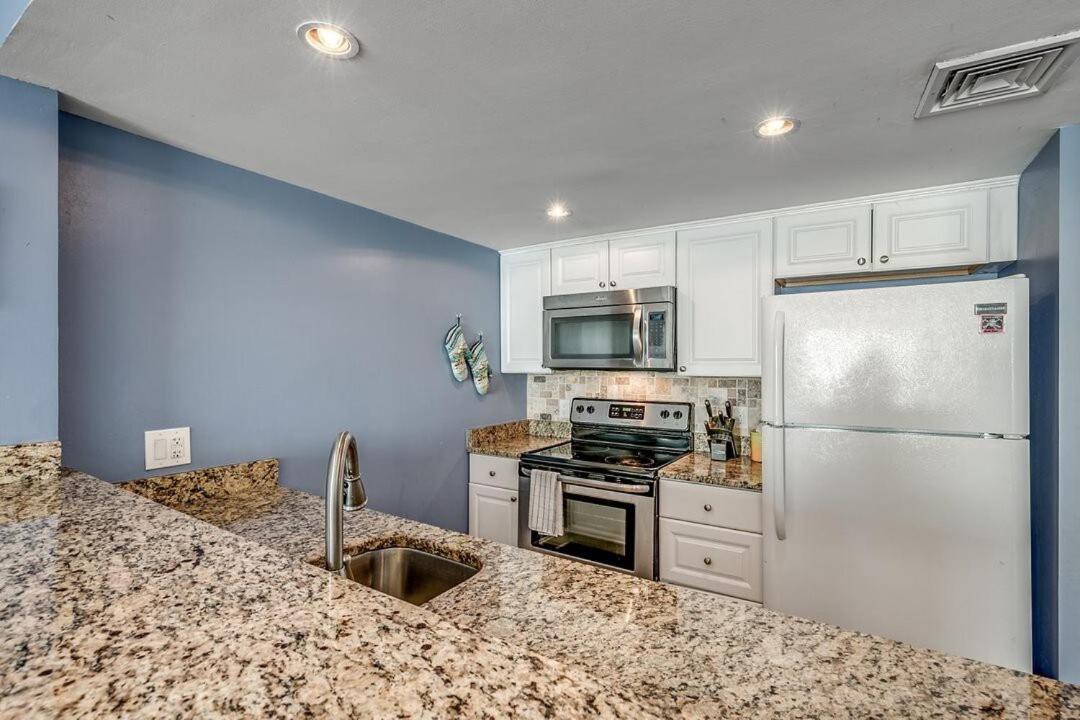 マートルビーチ Oceanfront 2Br At Blue Waterヴィラ エクステリア 写真
